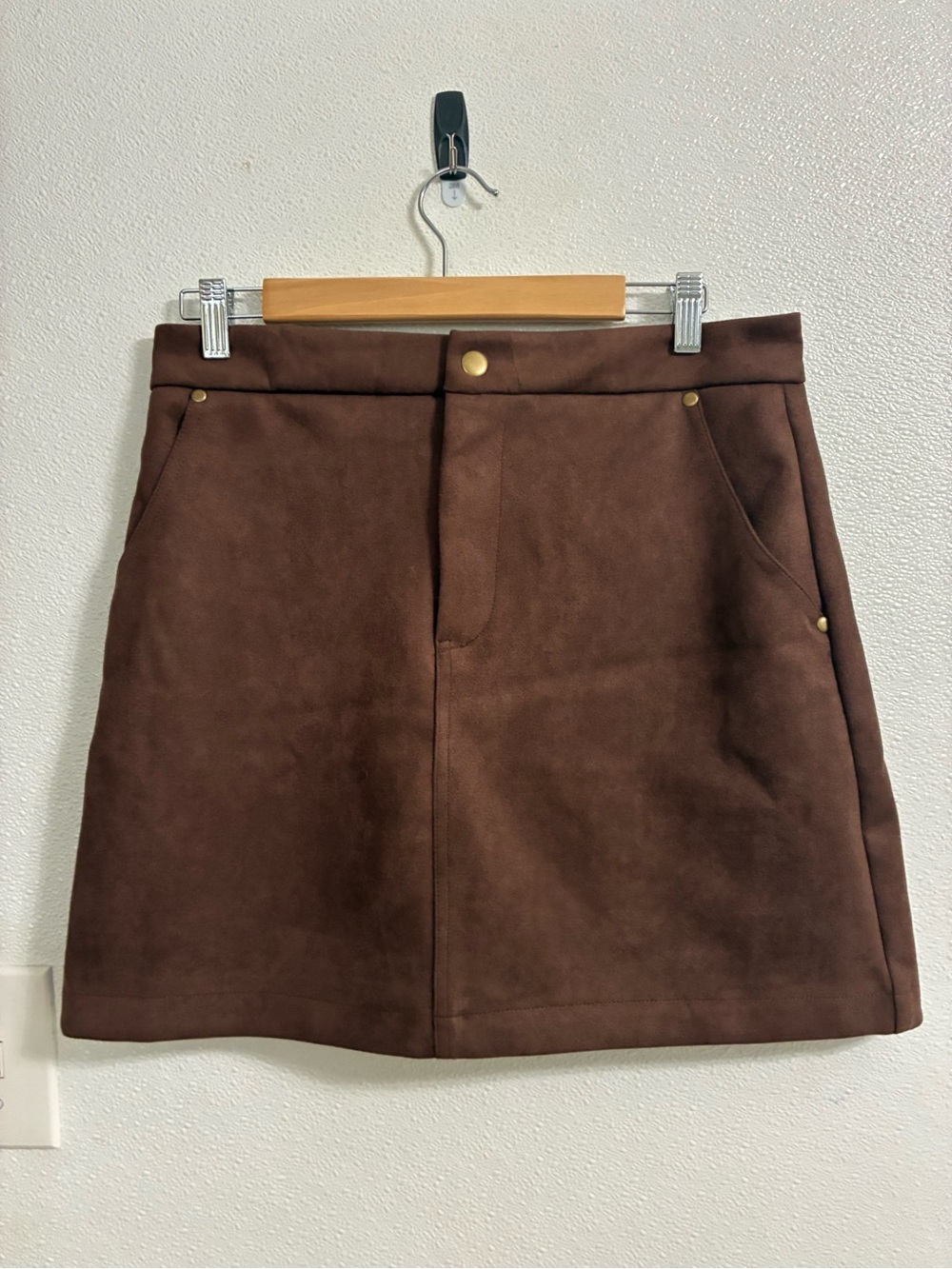 Evereve Brown Faux Suede A-Line Mini Skirt size 30 (10) NWT